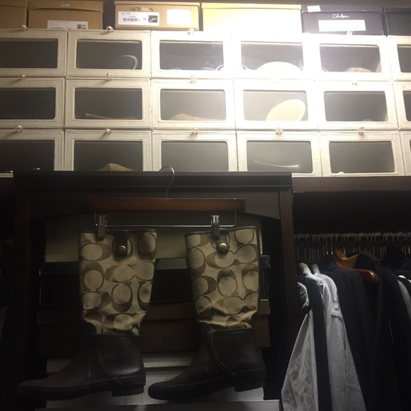 Coach Rain Boot 6.5 - Picture 1 of 3
